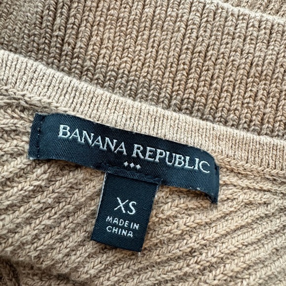 Banana Republic V Neck Sweater Size XS - Picture 6 of 7